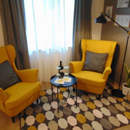 Apartments Glam Πόρετς Εξωτερικό φωτογραφία
