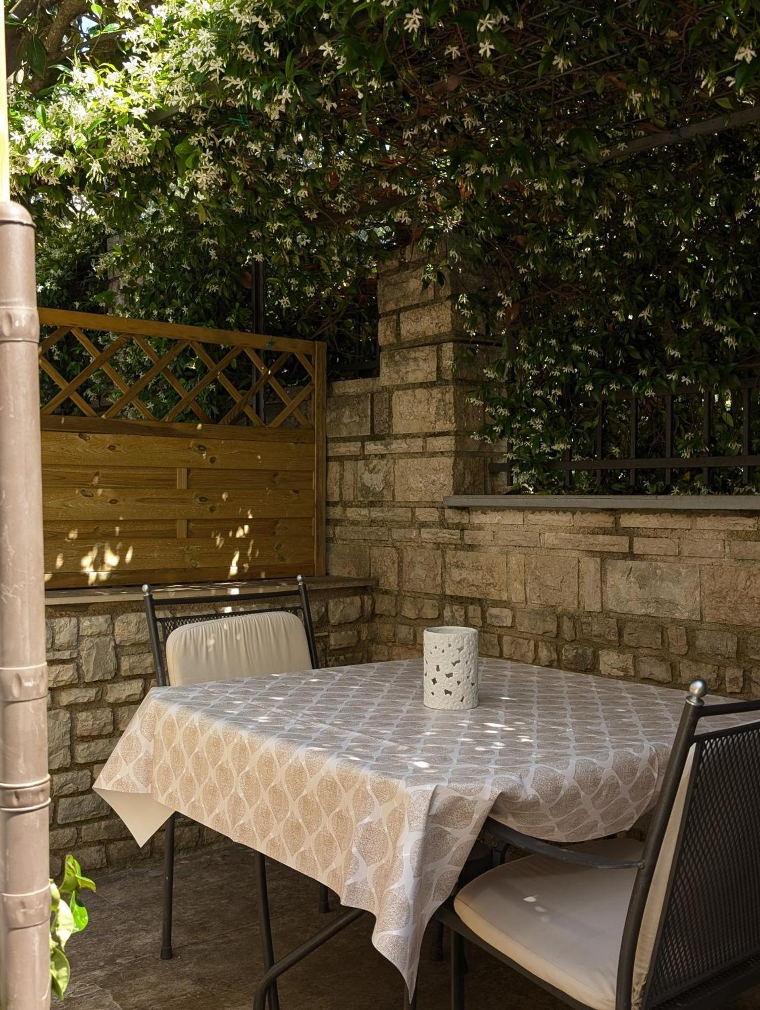 Apartments Glam Πόρετς Εξωτερικό φωτογραφία
